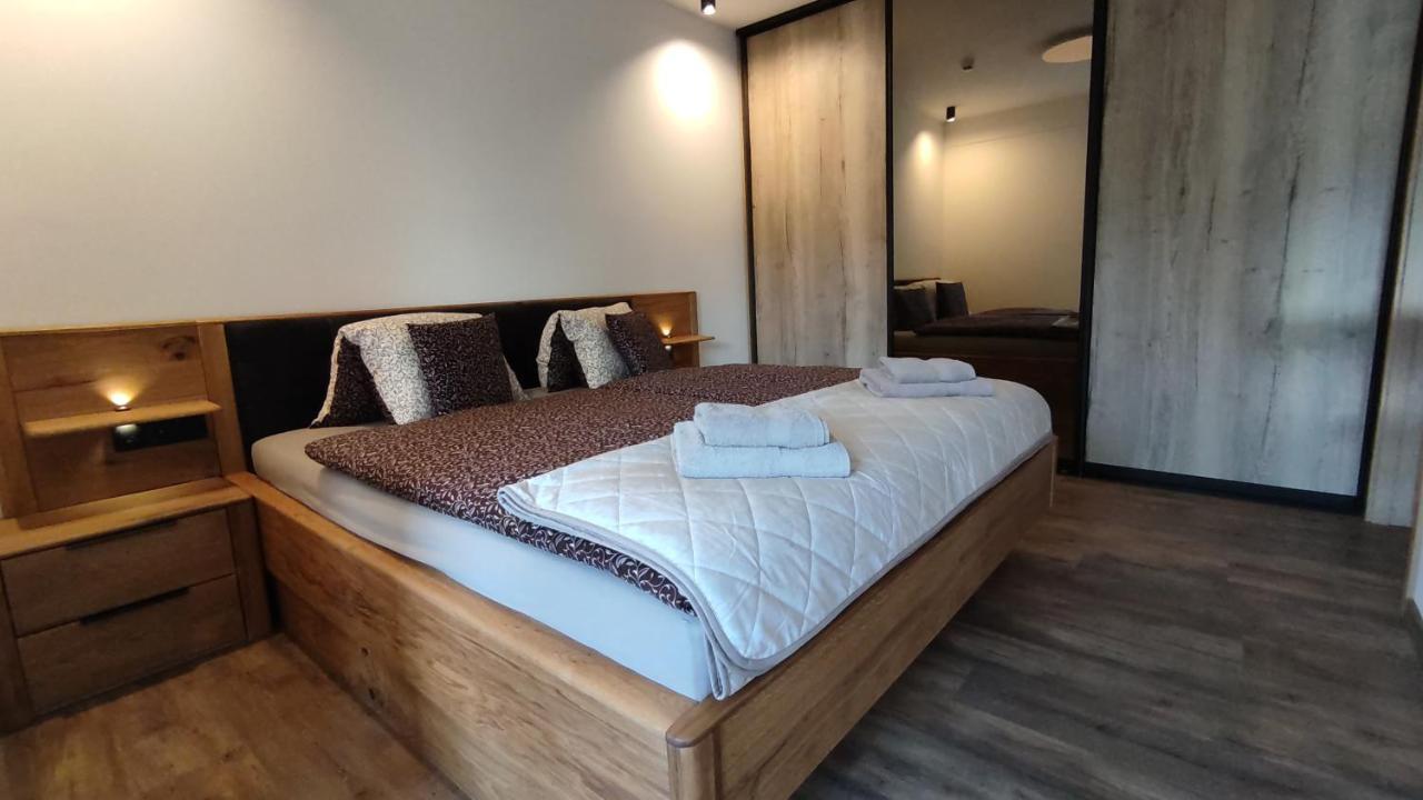 Apartman S Vyhladom Na Stity Ovruc 312 Strbske Pleso Bagian luar foto
