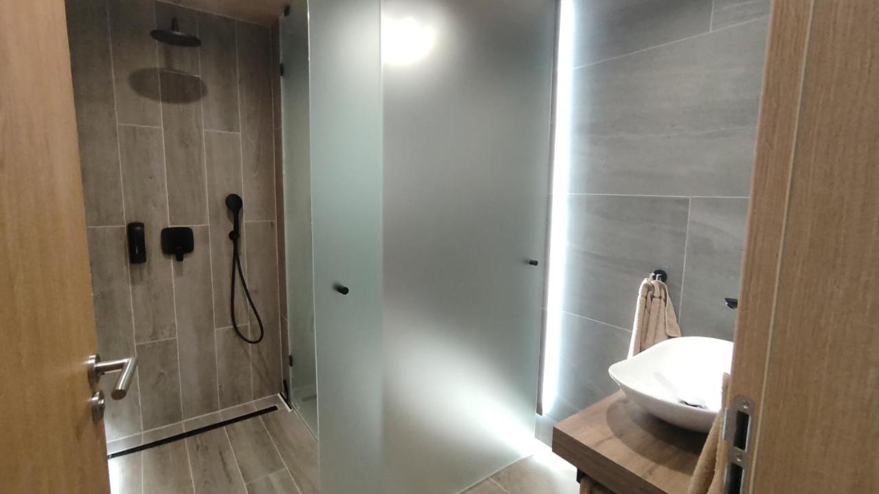 Apartman S Vyhladom Na Stity Ovruc 312 Strbske Pleso Bagian luar foto
